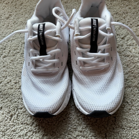 Nike Shoes - Picture 2 of 6